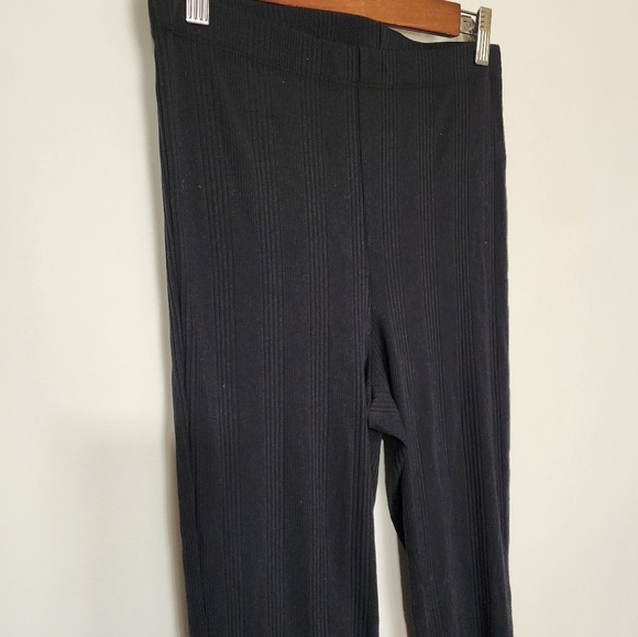 Aerie like new ribbed crop bootcut leggings - Picture 4 of 5